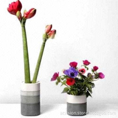 Small ceramic/porcelain flower vases for table and home decoration